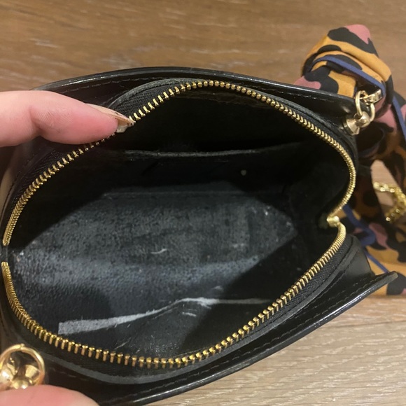 Authentic lv Crossbody ❌SOLD❌ - Picture 3 of 13